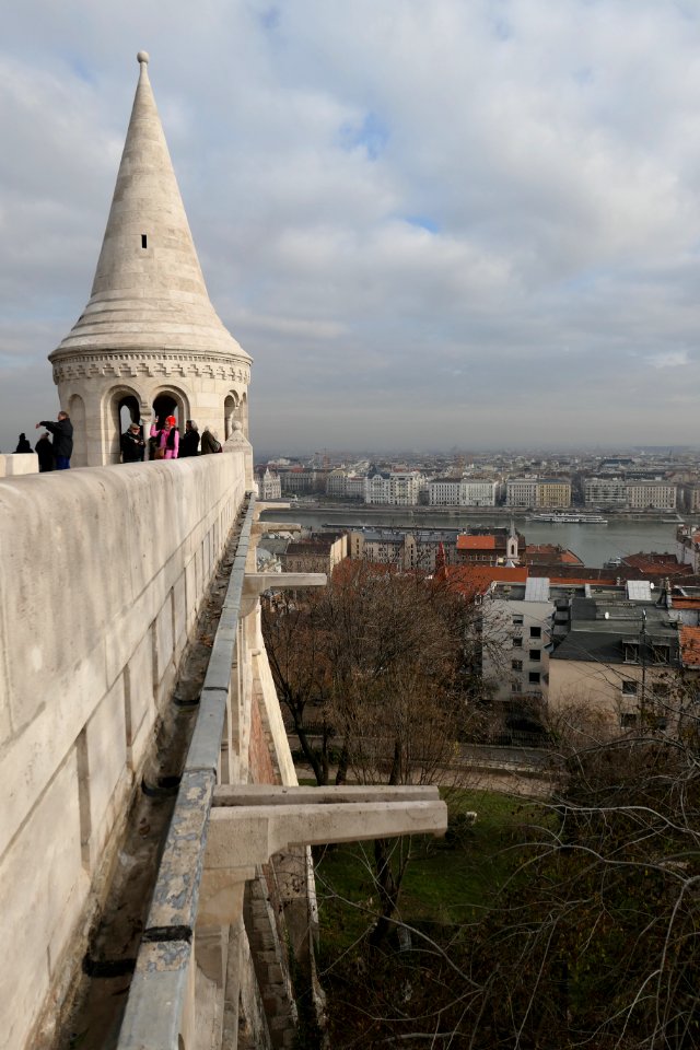 Budapest-Fishermans-Bastion-2018-12-09-043
