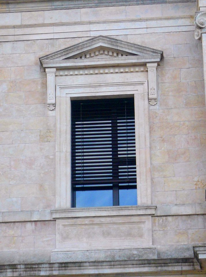 Burgos - Palacio de Justicia 02