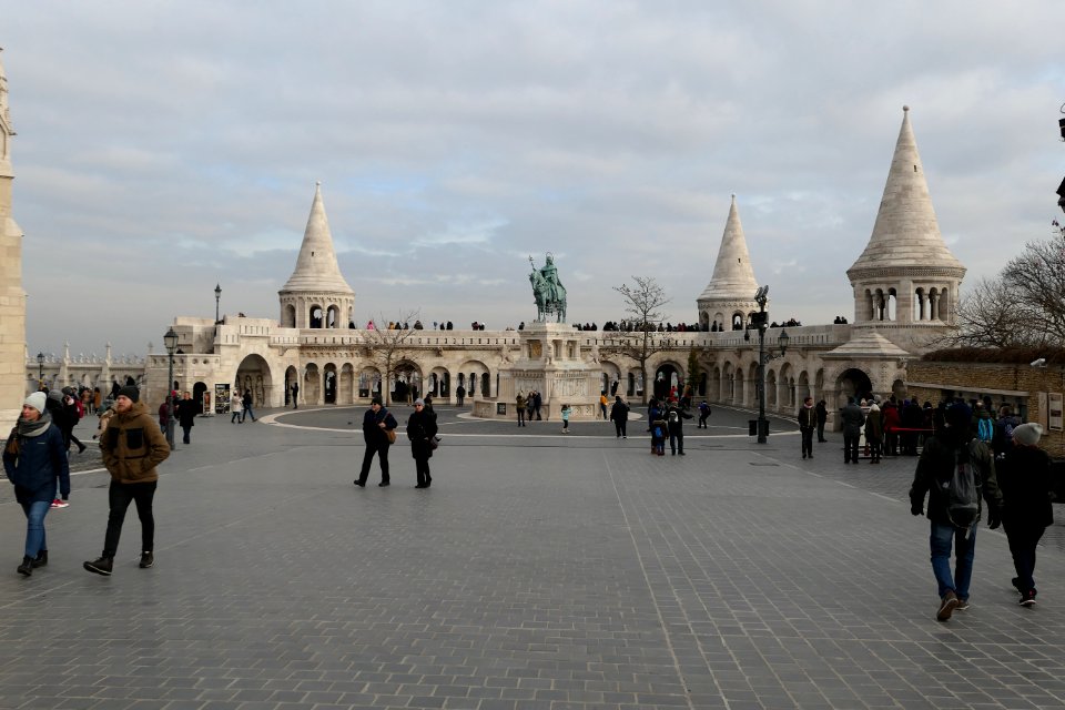 Budapest-Fishermans-Bastion-2018-12-09-030
