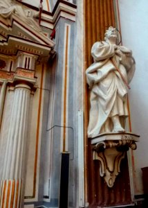 Burjassot - Iglesia de Sant Miquel Arcàngel, interior, estatuas 04
