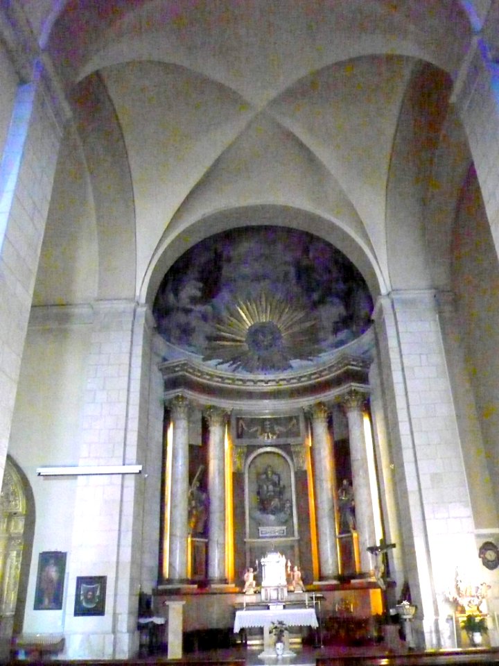 Burgos - Iglesia de San Pedro de la Fuente, interior 01