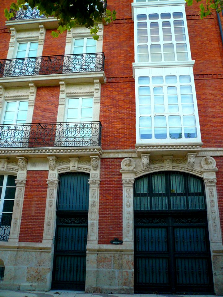 Burgos - Paseo de la Audiencia 01