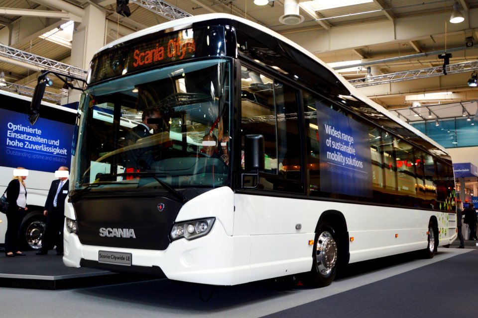 Bus Scania Citywide LE hybrid. Spielvogel 1