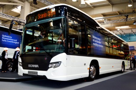 Bus Scania Citywide LE hybrid. Spielvogel 1