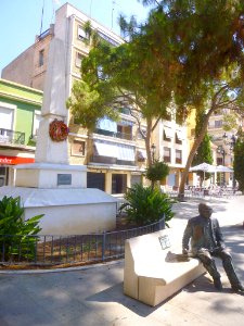 Burjassot - Plaza de Emilio Castelar 4