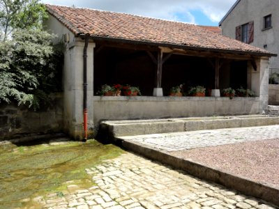 Burthecourt-aux-Chênes (M-et-M) lavoir et gayoir (02)