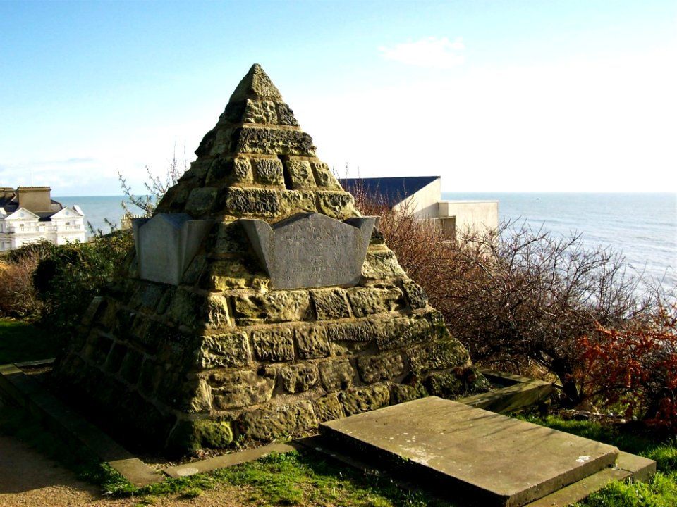 Burton family tomb, St Leonards 1