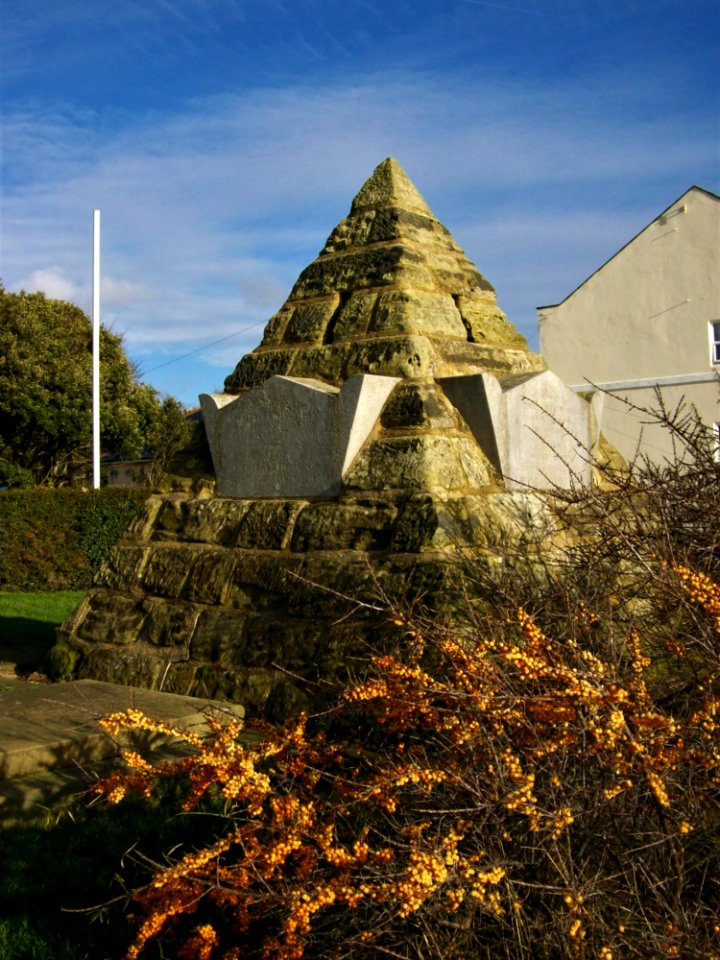 Burton family tomb, St Leonards 2