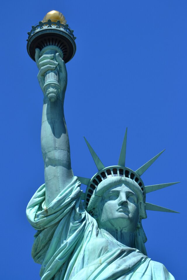 Statue new york city skyline historic