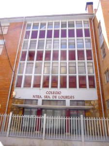 Burgos - Colegio Nuestra Señora de Lourdes (Franciscanas Misioneras de María) 5