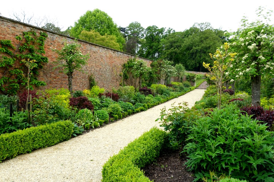 Buscot Park Gardens - Oxfordshire, England - DSC00212