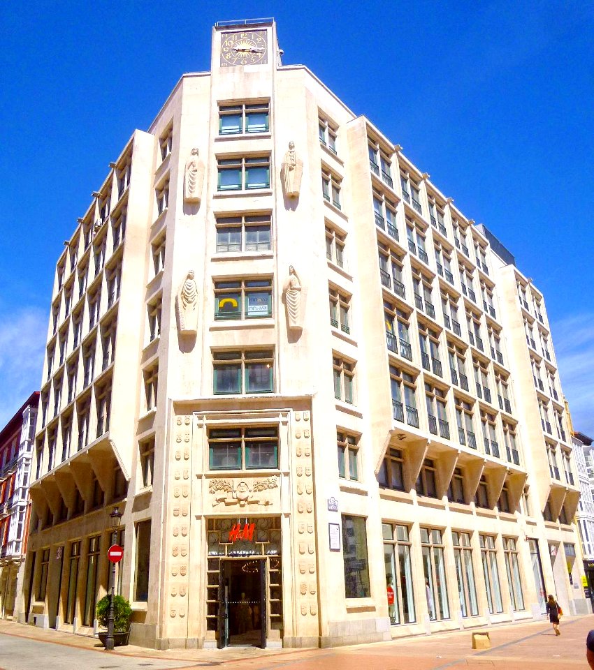 Burgos - Edificio en la Calle Moneda, nº 2