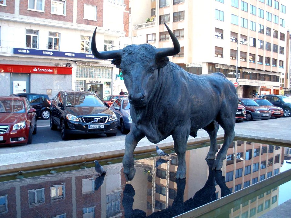 Burgos - Estatuaria urbana 3