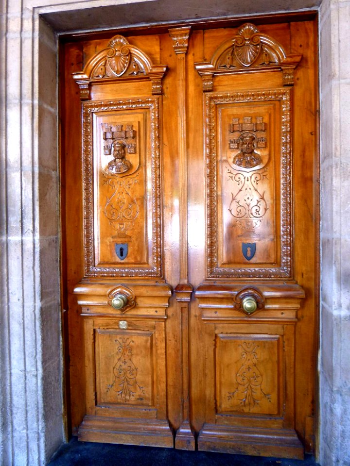 Burgos - Ayuntamiento, puerta 2