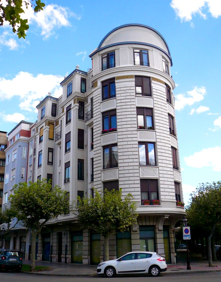 Burgos - Calle Eduardo Martínez del Campo