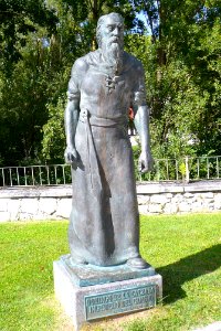 Burgos - Carretera de Logroño (Camino de Santiago), monumento a Santo Domingo de la Calzada