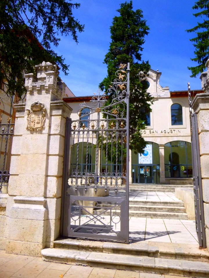 Burgos - Centro Cívico y Biblioteca San Agustín 4