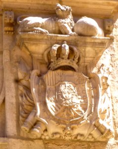 Burgos - Escudo en la Calle San Lorenzo