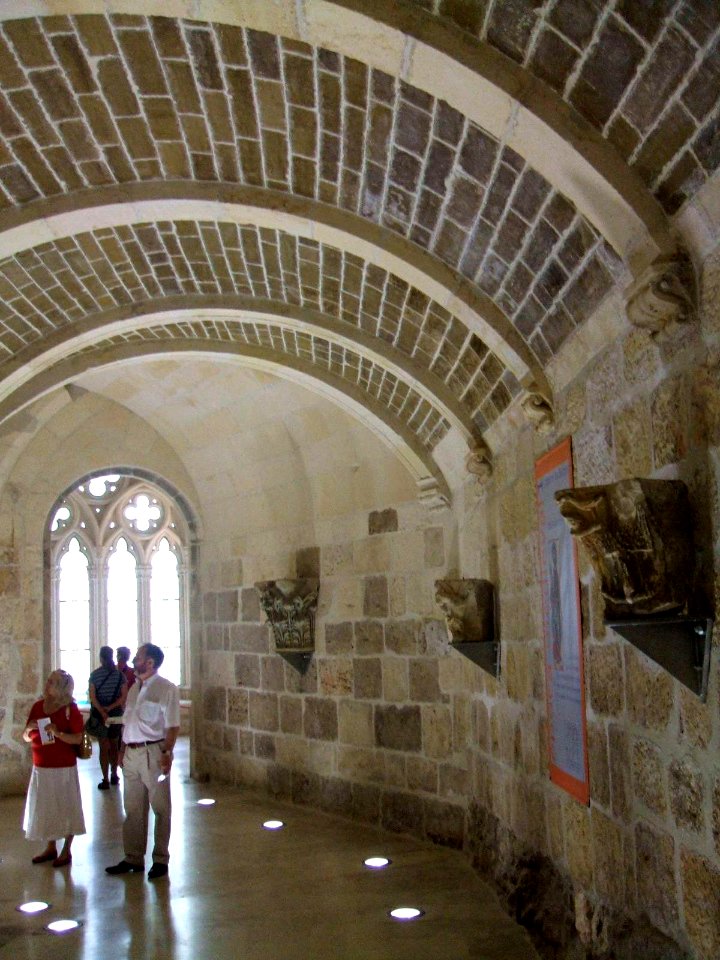 Burgos - Catedral 118 - Claustro bajo