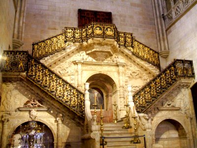 Burgos - Catedral 046 - Escalera Dorada