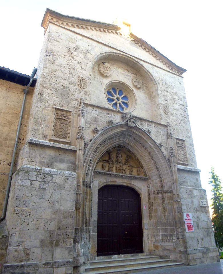 Burgos - Capilla de San Ildefonso, portada del Convento de la Santísima Trinidad 1