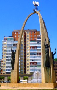 Burgos - Monumento Homenaje a los Ejércitos de España 1