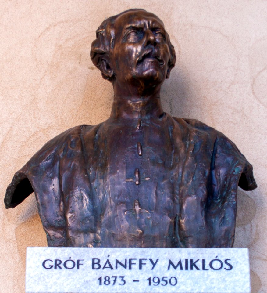 Bust of Miklós Bánffy in the Szeged Pantheon
