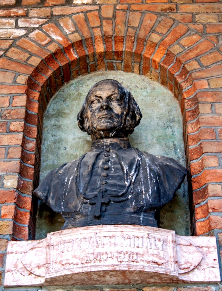 Bust of Mihály Horváth in the Szeged Pantheon