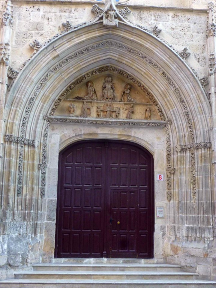 Burgos - Capilla de San Ildefonso, portada del Convento de la Santísima Trinidad 4