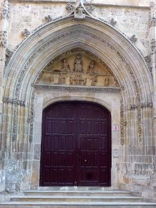 Burgos - Capilla de San Ildefonso, portada del Convento de la Santísima Trinidad 4