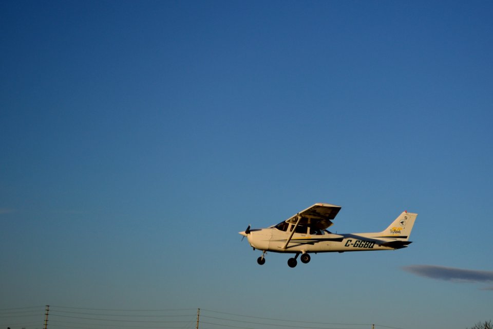 ButtonvilleAirportLanding