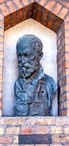 Bust of Mór Jókai in the Szeged Pantheon - 2