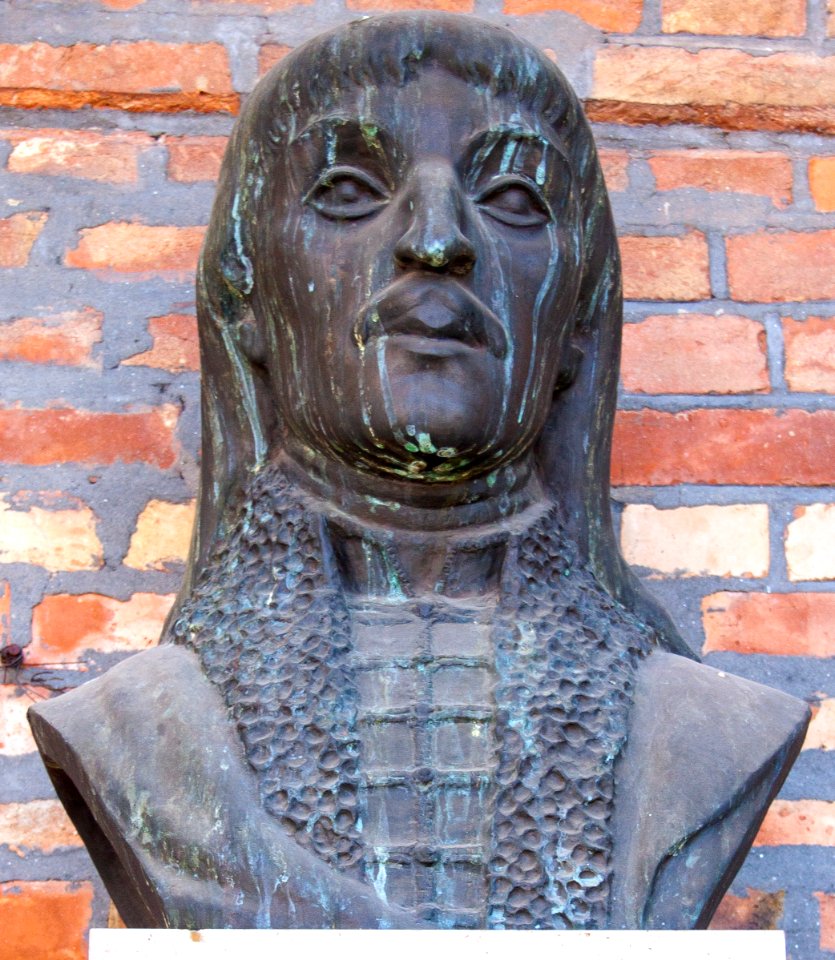Bust of Mihály Csokonai Vitéz in the Szeged Pantheon