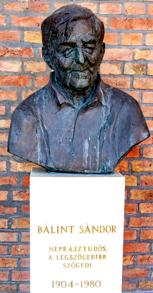 Bust of Sándor Bálint in the Szeged Pantheon