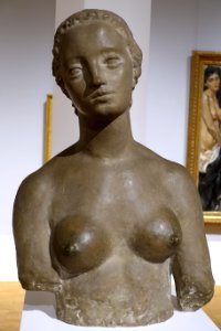 Bust of Mrs Lehmbruck, by Wilhelm Lehmbruck, 1909, artificial stone - Hessisches Landesmuseum Darmstadt - Darmstadt, Germany - DSC01231