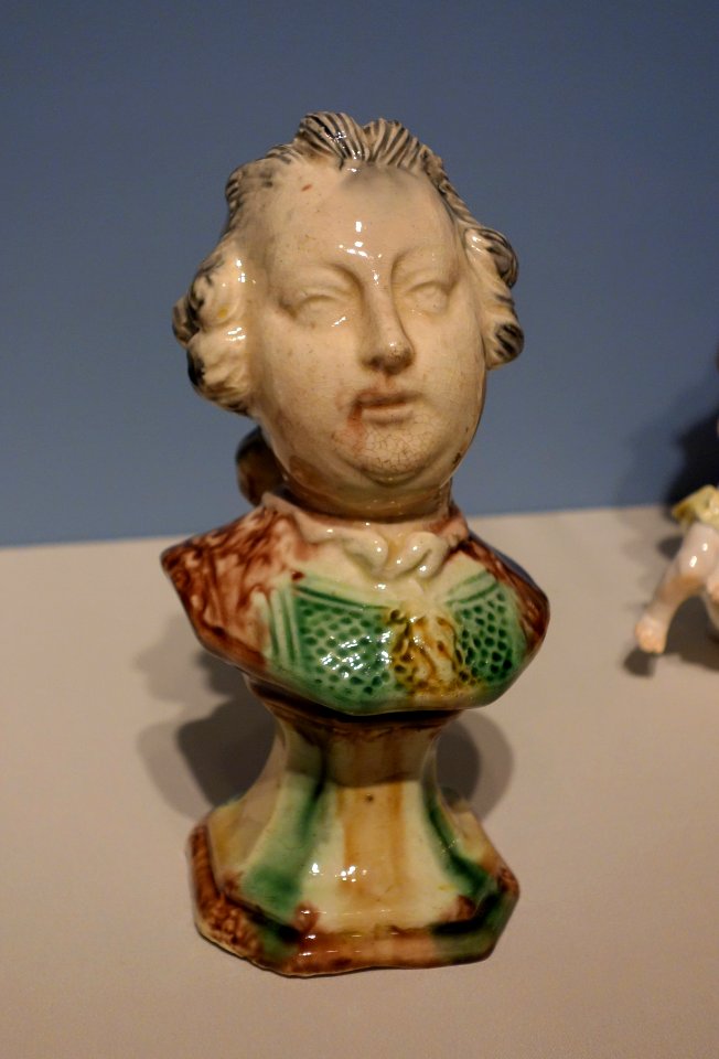 Bust of H.R.H. William Augustus, Duke of Cumberland, Thomas Wieldon Factory, Fenton, England, c. 1755, glazed earthenware - Cincinnati Art Museum - DSC04407