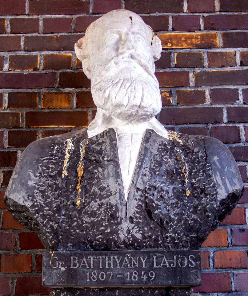Bust of Lajos Batthyány in the Szeged Pantheon