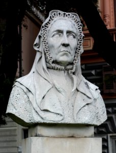 Bust of Maria Drago Mazzini, Genoa - DSC02446