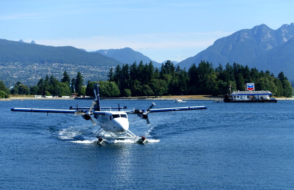 Burrard Inlet with seaplane - Vancouver, Canada - DSC09326
