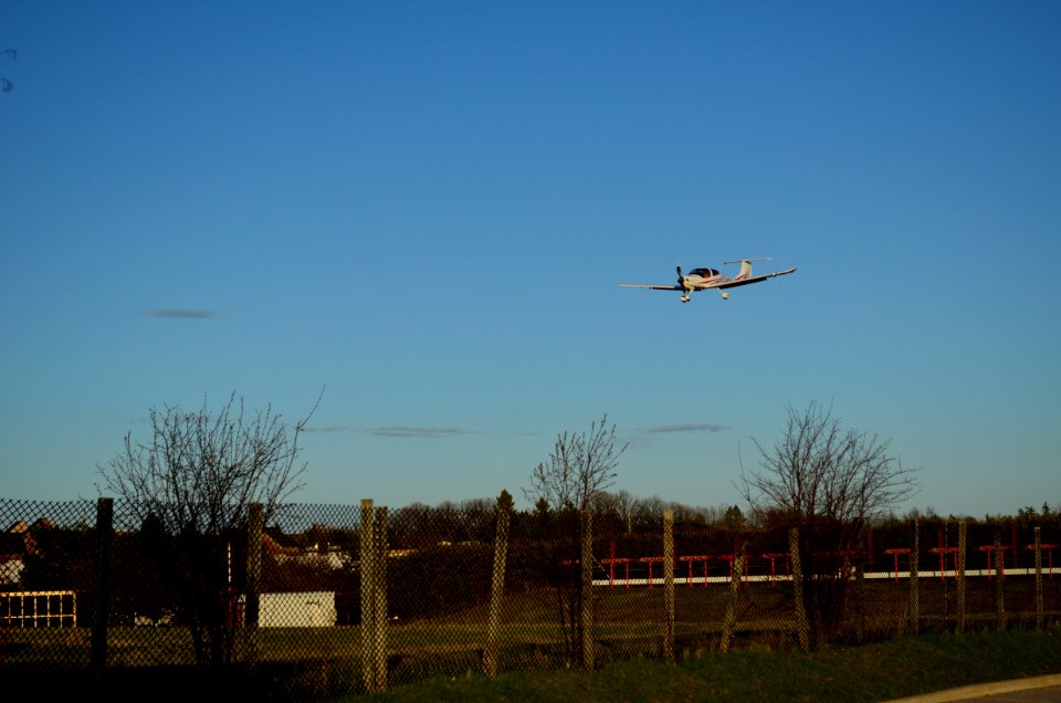 ButtonvilleAirportLanding3