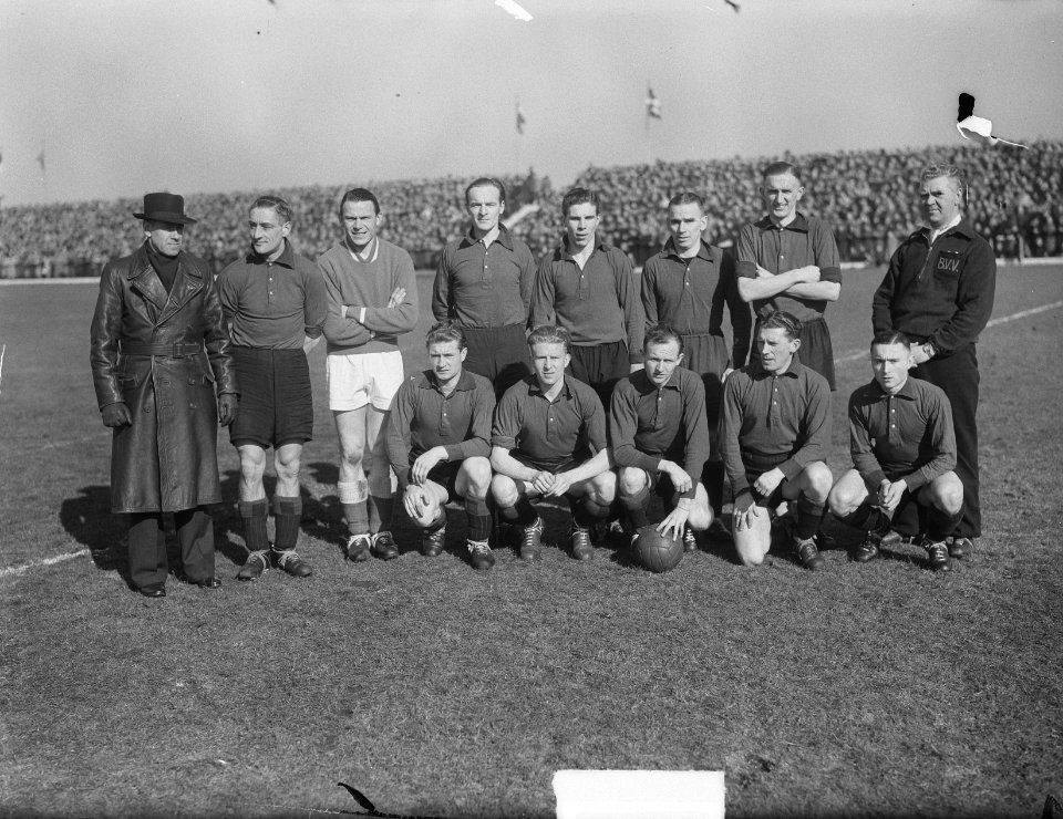 BVV elftal voetbal, Bestanddeelnr 904-4554
