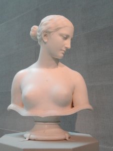 Bust of the Greek Slave by Hiram Powers, 1848 - Corcoran Gallery of Art - DSC01059