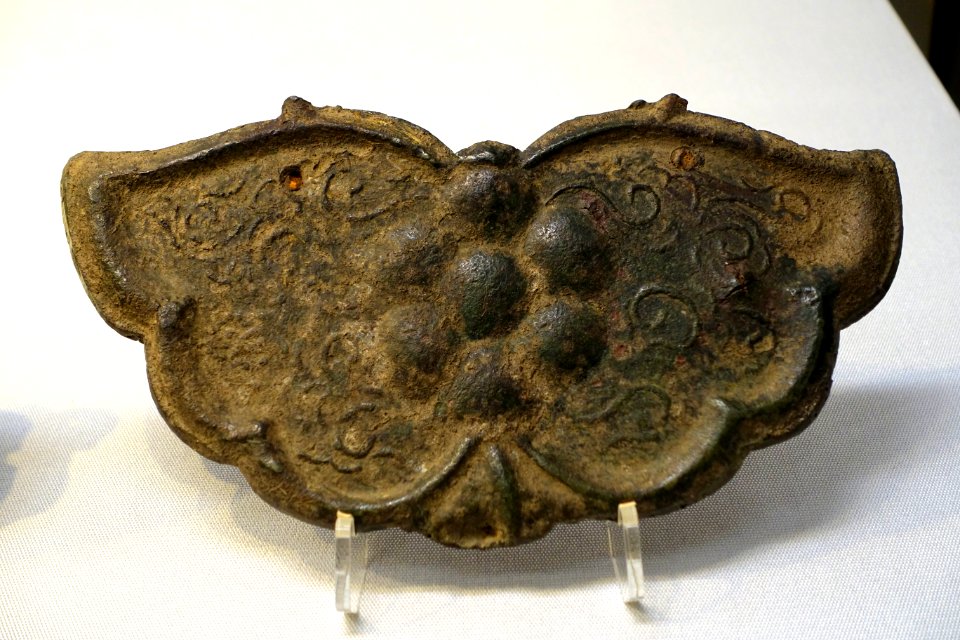 Butterfly-shaped Kei gong, excavated at Miyabuchi, Matsumoto-shi, Nagano, Heian period, dated 1001 AD, bronze - Tokyo National Museum - Ueno Park, Tokyo, Japan - DSC08781