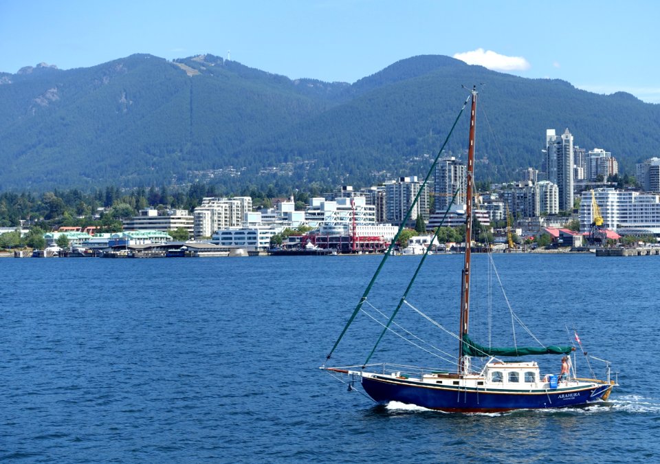 Burrard Inlet with sailboat - Vancouver, Canada - DSC09347