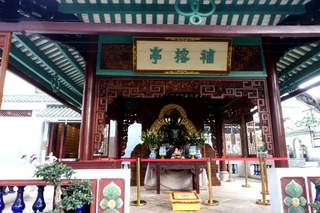 Burong Pavilion, Temple of the Six Banyan Trees, picture1