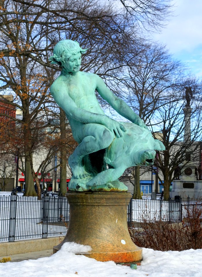 Burnside Fountain - Worcester, MA - DSC04068