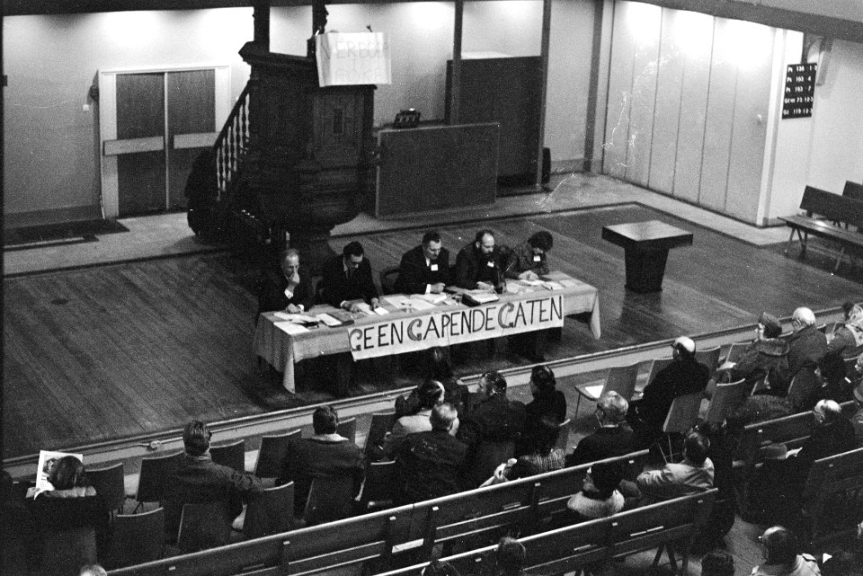 Buurtvergadering Comite Leefbaarheid in Muiderkerk, Amsterdam, Bestanddeelnr 924-2795