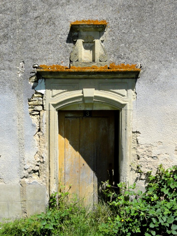Buriville (M-et-M) porte maison