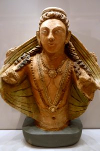 Bust of a Devata, Shorchuk, Kirin Cave, 5th-6th century AD, painted clay - Ethnological Museum, Berlin - DSC01456