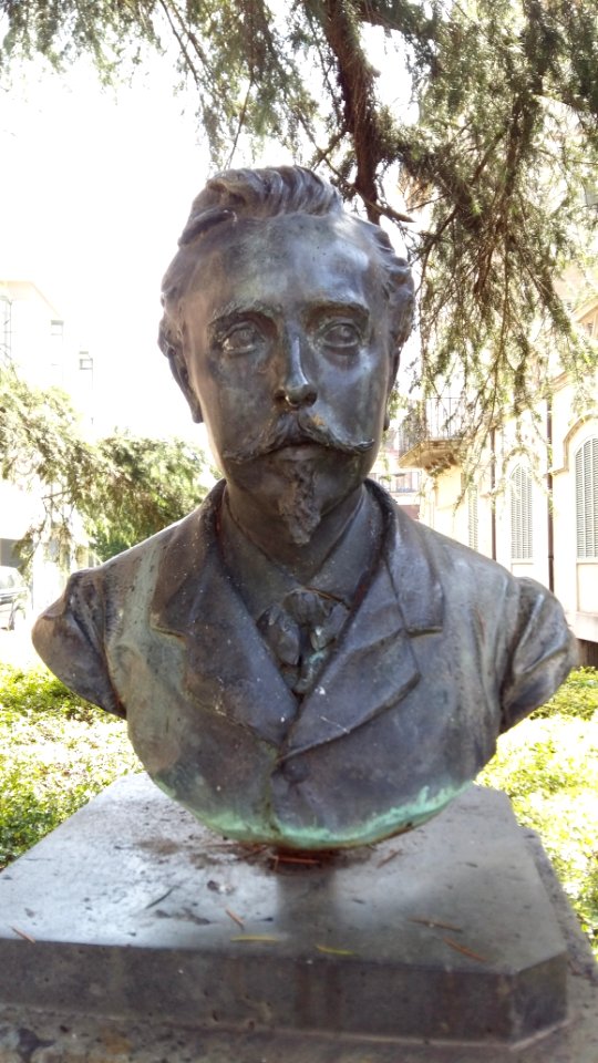 Bust Joaquim Vayreda i Vila 002